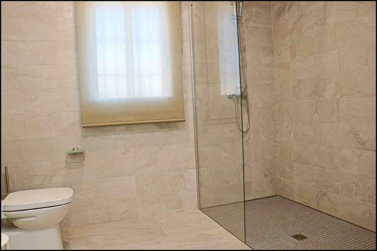 Chalet Penuelas Con Piscina コニル・デ・ラ・フロンテラ エクステリア 写真