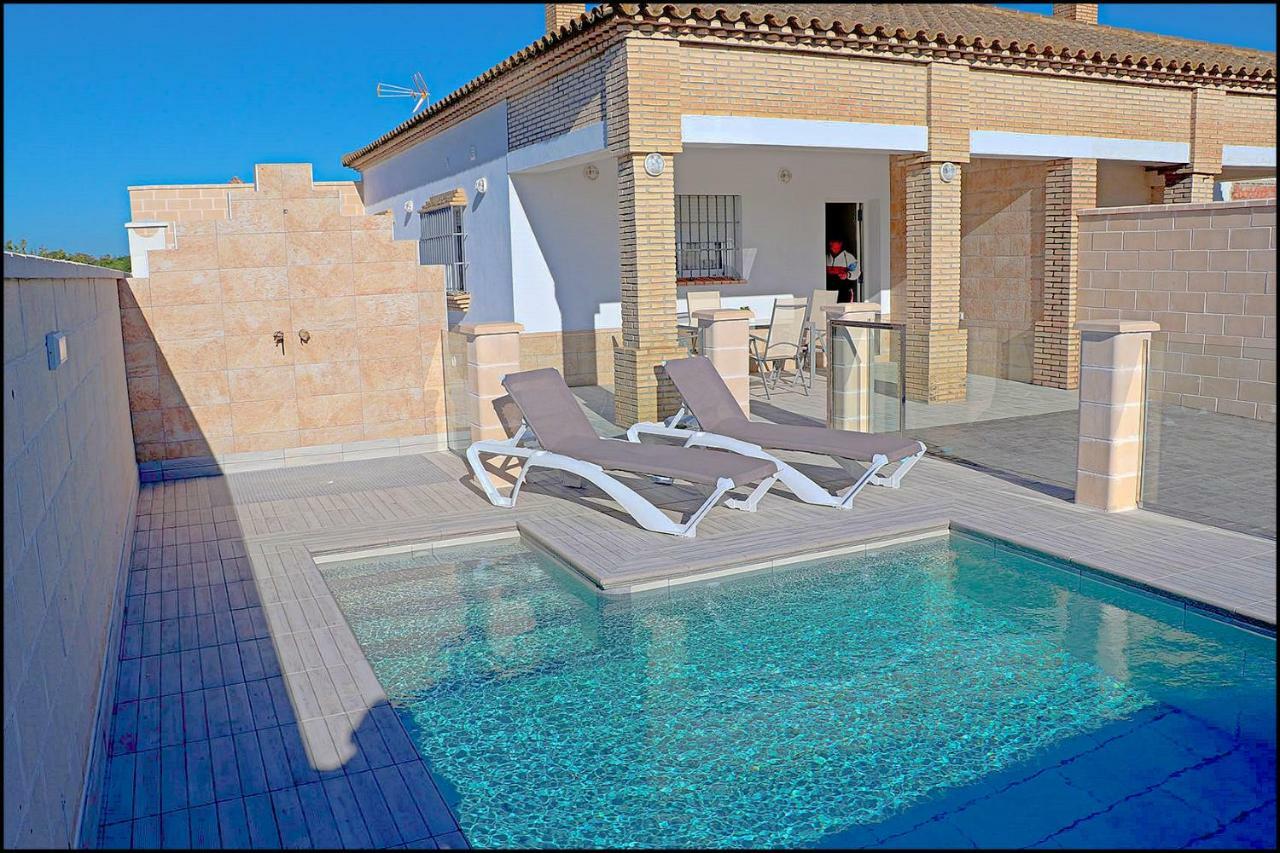 Chalet Penuelas Con Piscina コニル・デ・ラ・フロンテラ エクステリア 写真